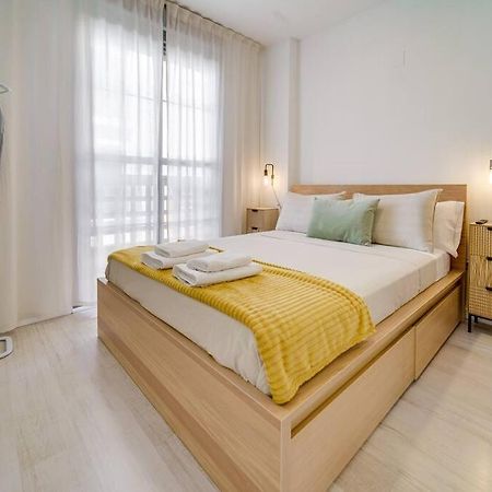 Sophisticated Studio In The Center Of Малага Экстерьер фото