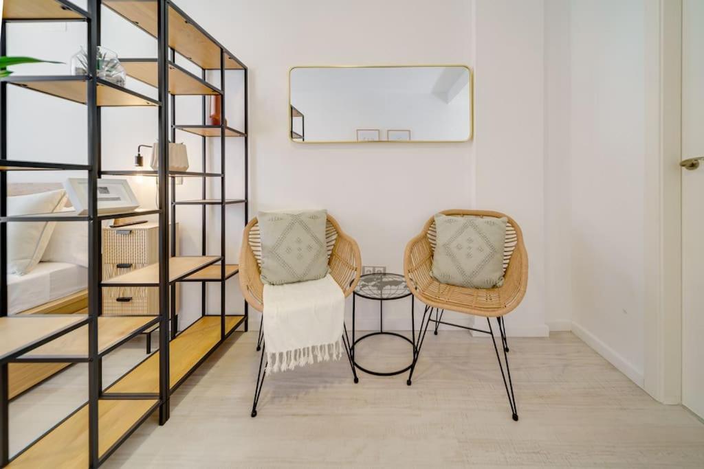 Sophisticated Studio In The Center Of Малага Экстерьер фото