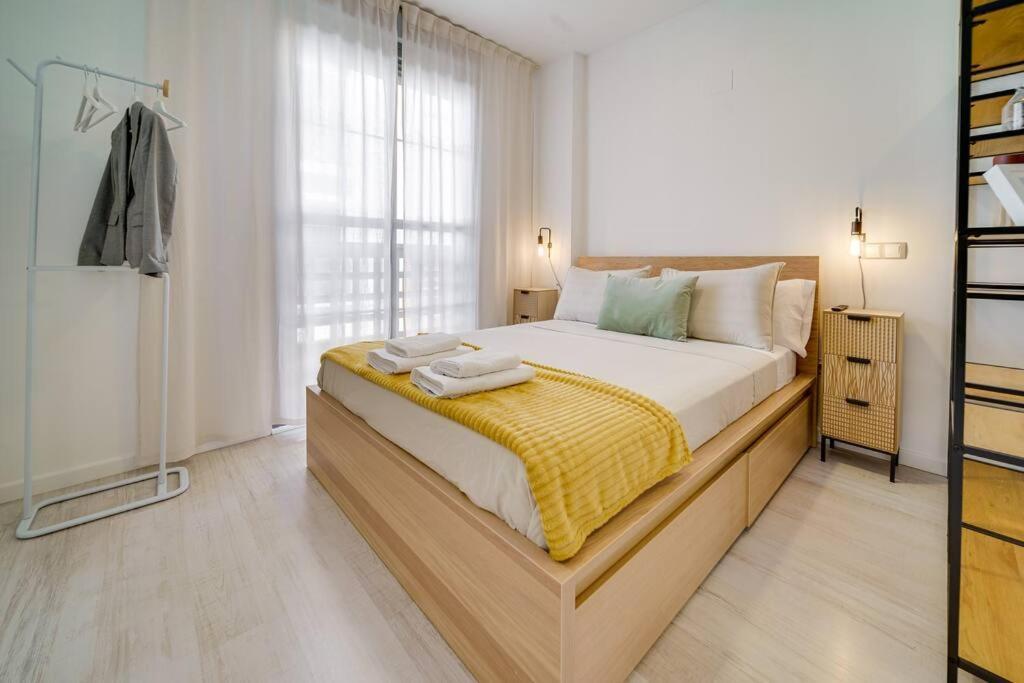 Sophisticated Studio In The Center Of Малага Экстерьер фото